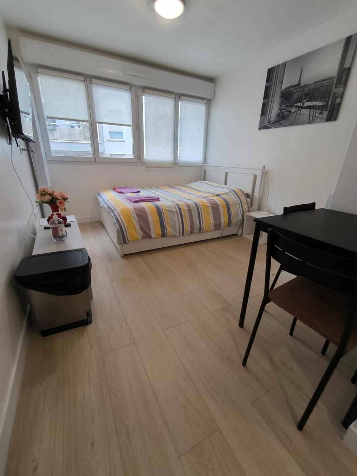 شقة Studio Paris Sud A Cote Du Metro فيلوجويف المظهر الخارجي الصورة